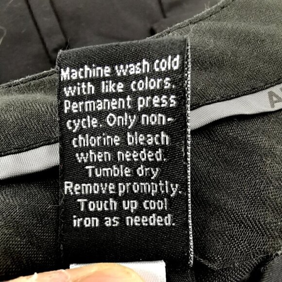 Apt 9 Men's 34 x 32 Modern Fit Black Dress Pants - Picture 8 of 13